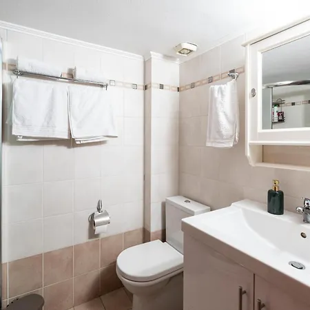 Niman Beachside Apartamento *