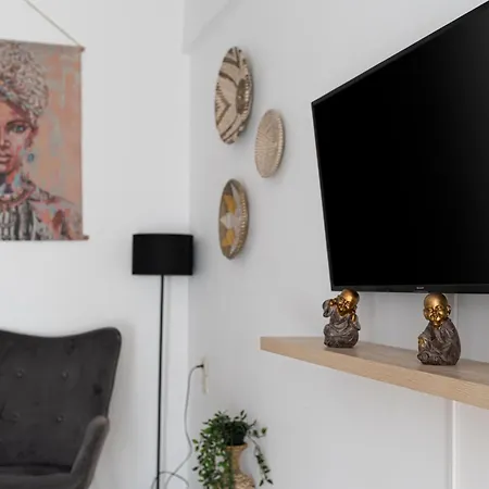 Niman Beachside Apartment *