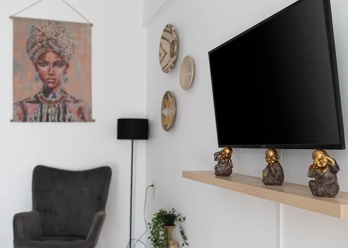 Niman Beachside Апартаменты *